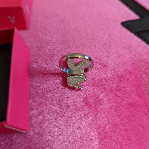 Playboy ring - Picture 3 of 4